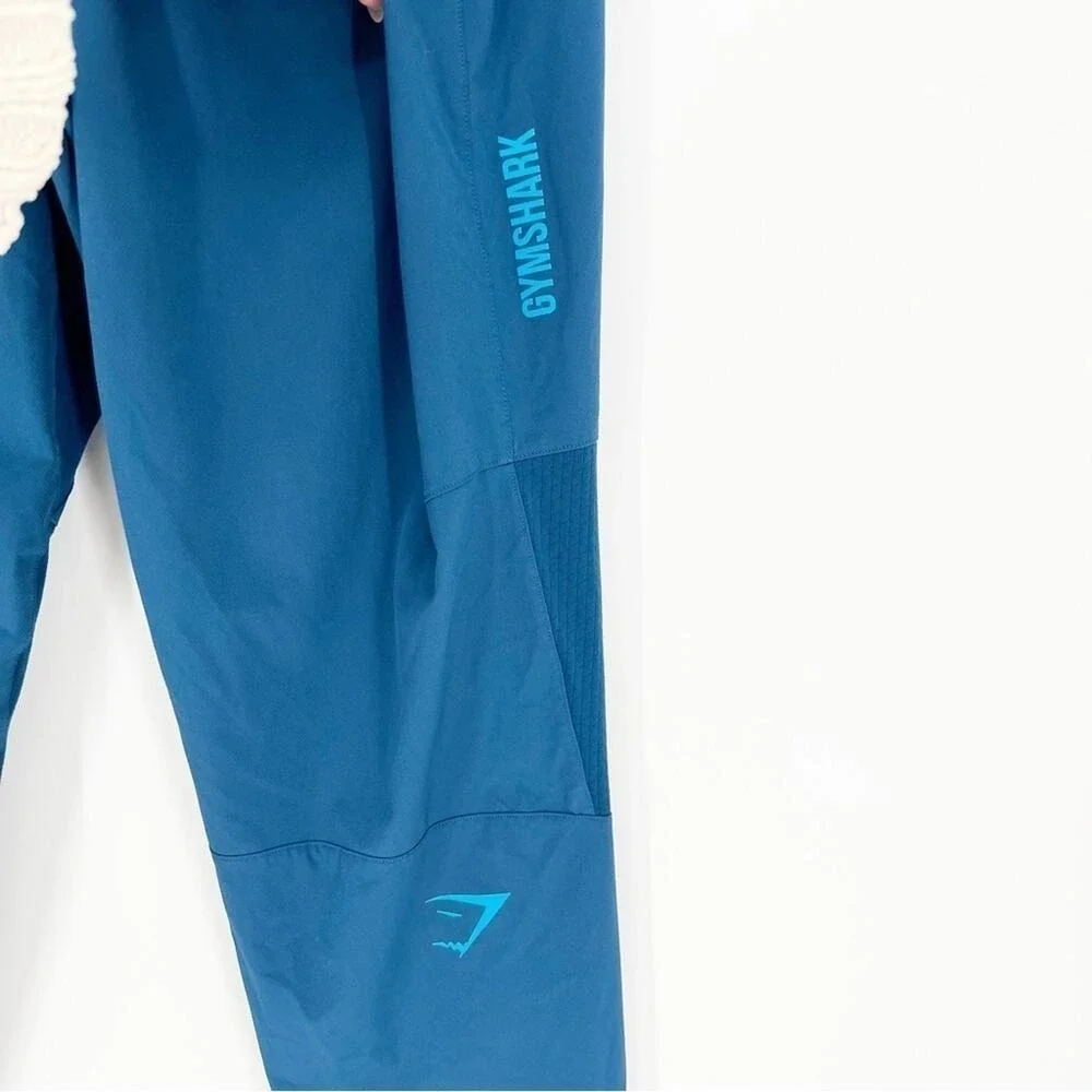 Gymshark Hybrid Woven Pull On Joggers M Blue